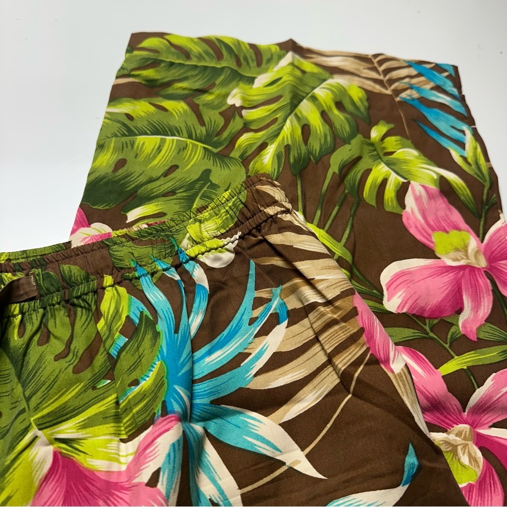 Tropical Silk Resort Pants | Wide Leg Drawstring · Bamboo Traders - Picture 5 of 13